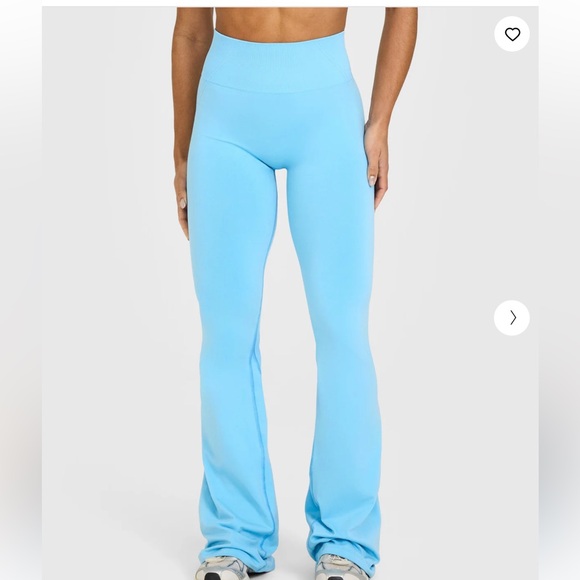 Oner Active Pants - EFFORTLESSLIFT™ SEAMLESS FLARED BOTTOMS WITH WHITE LOGO